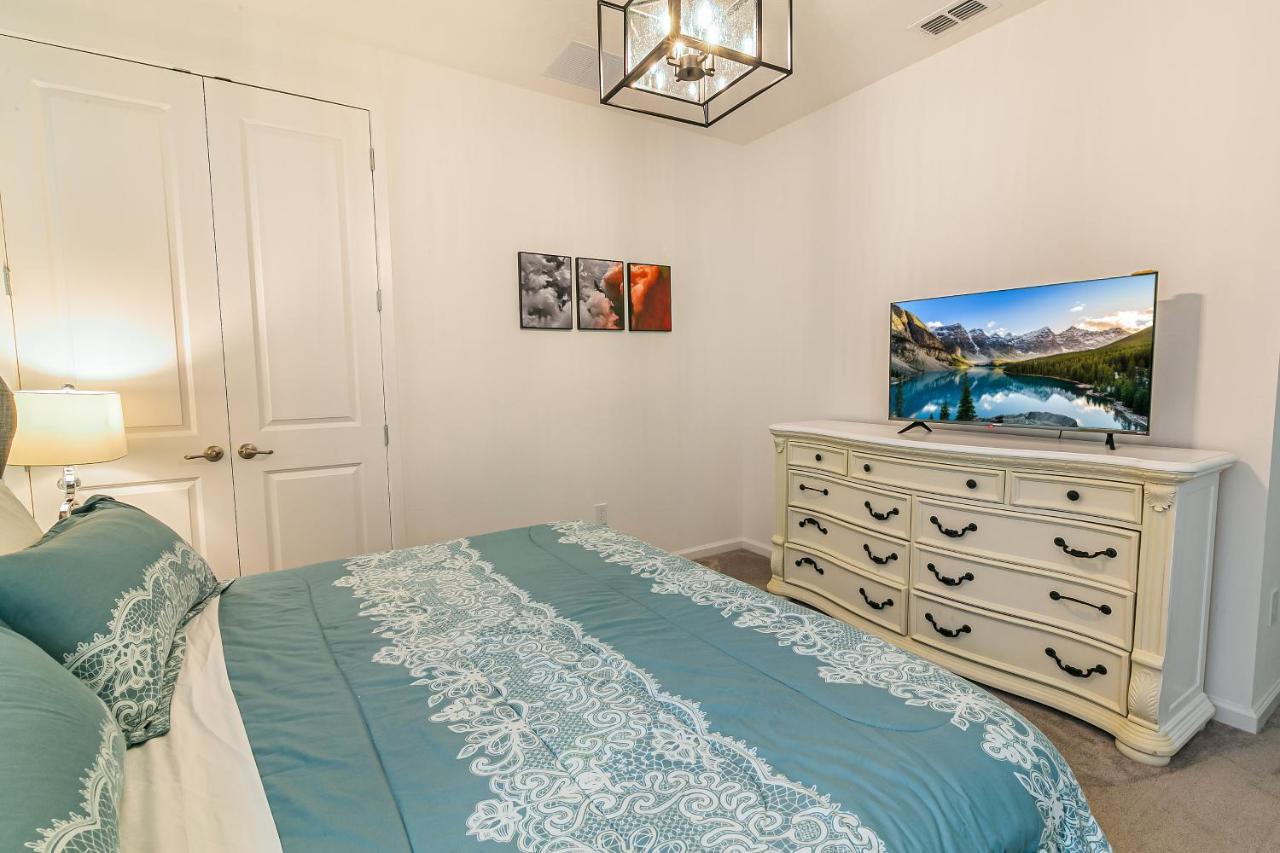 Luxury 12 Bedrooms Pool House 10 Min To Disney4630 Kissimmee Exteriér fotografie